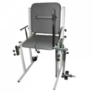 Banco de cuádriceps para fisioterapia con pesas y tapizado gris para mecanoterapia