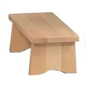 Escabel de madera de haya laminada para facilitar el acceso a camillas y tratamientos de fisioterapia