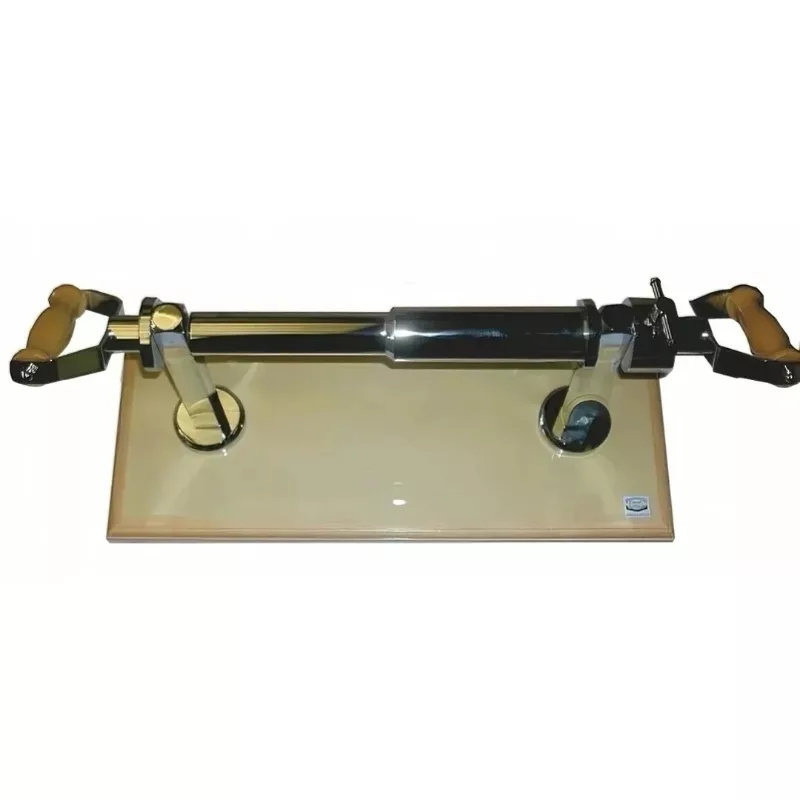 Prono flexoextensor de muñeca montado sobre base de madera para ejercicios de fisioterapia